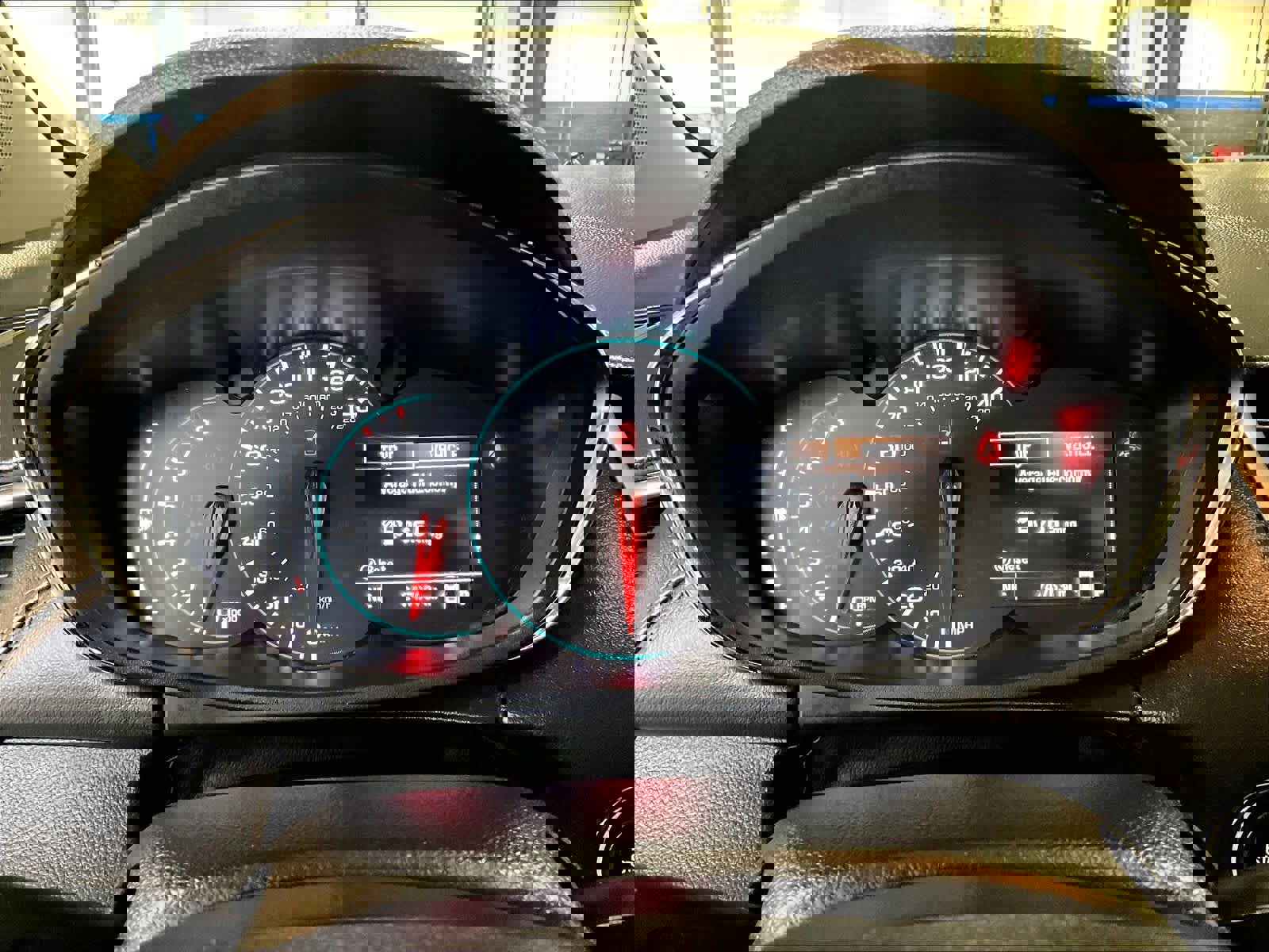 Used 2022 Chevrolet Trax LT w/ LT Convenience Package image 26