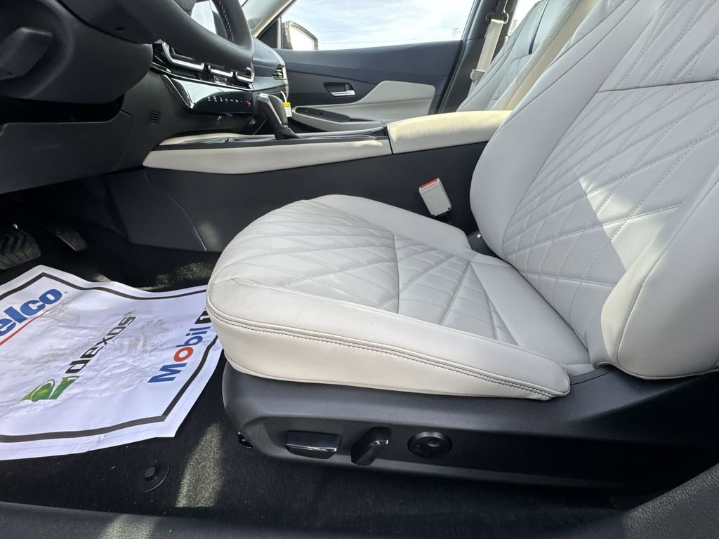 New 2026 Nissan Sentra SL image 12