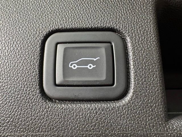 Used 2024 Chevrolet Equinox LT w/ LPO, Floor Liner Package image 12