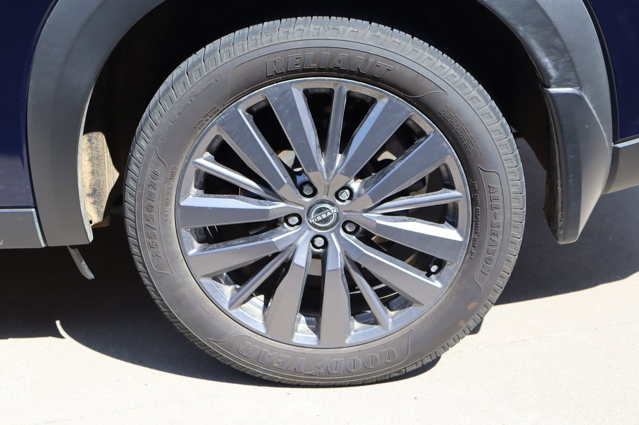 Certified 2023 Nissan Pathfinder SL w/ SL Premium Package FWD image 31