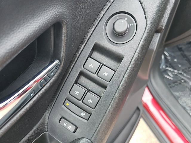 Used 2018 Chevrolet Trax LT w/ Driver Confidence Package image 13