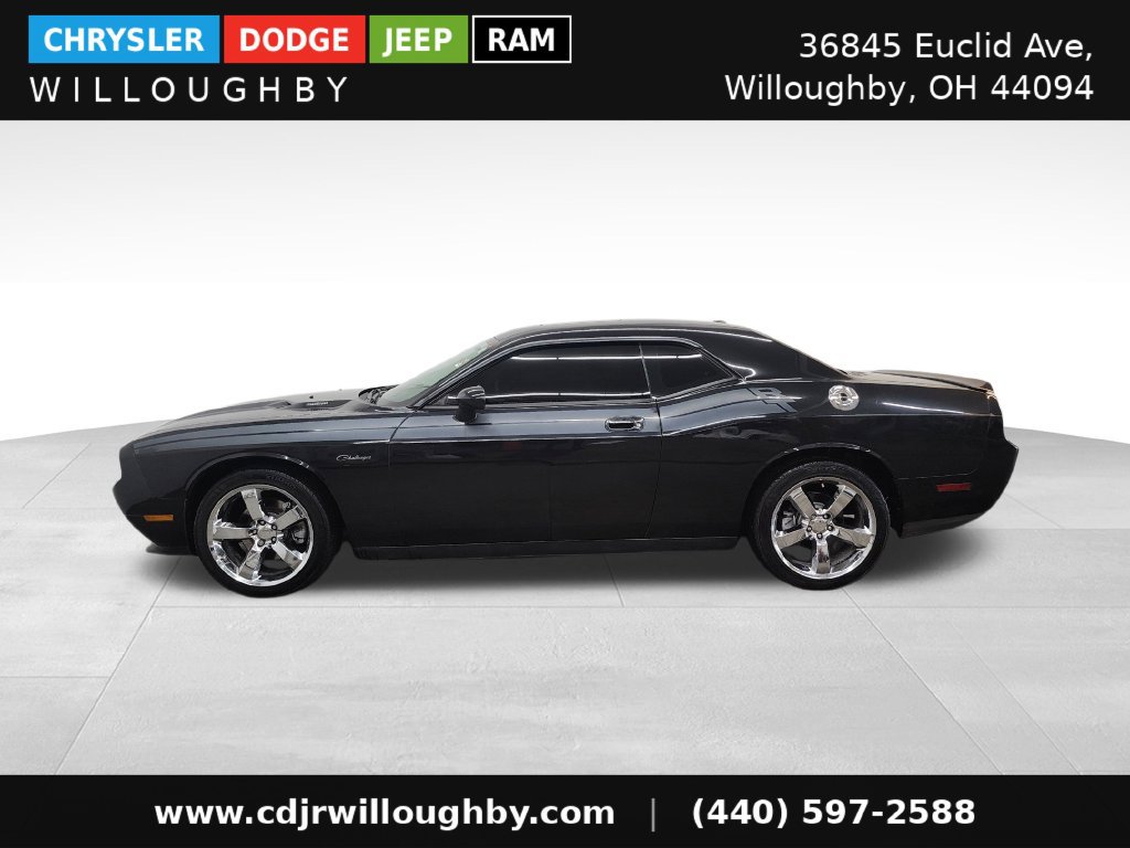 Used 2010 Dodge Challenger R/T RWD image 6