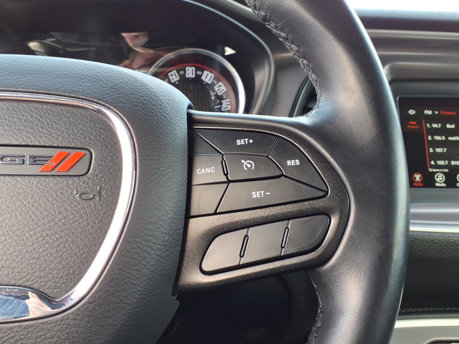 Used 2022 Dodge Challenger SXT image 22