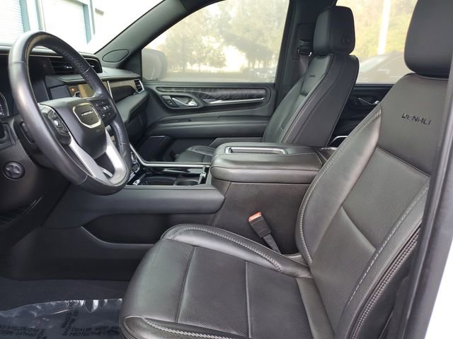 Used 2021 GMC Yukon XL Denali w/ Denali Premium Package image 18