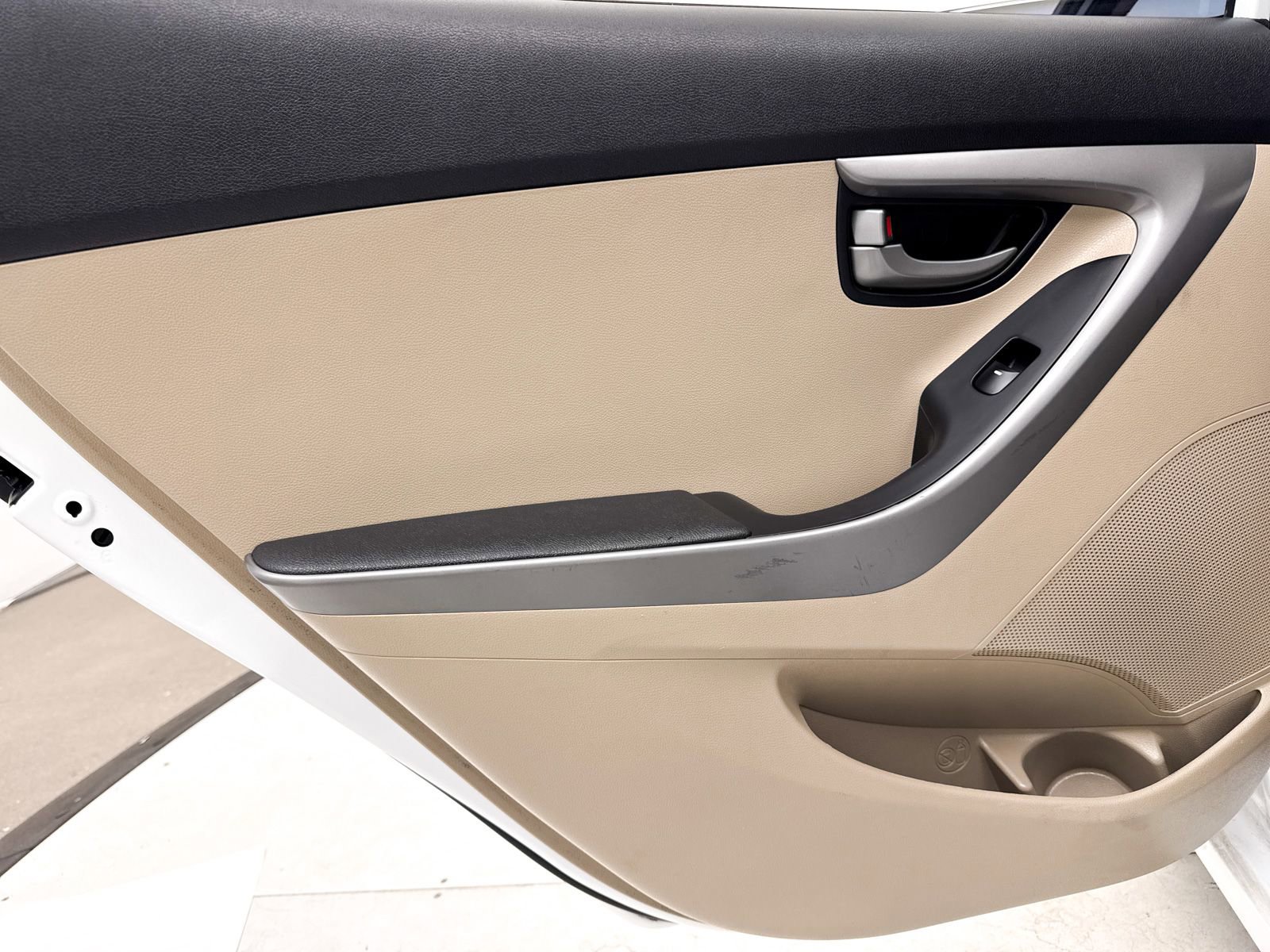 Used 2016 Hyundai Elantra SE image 21