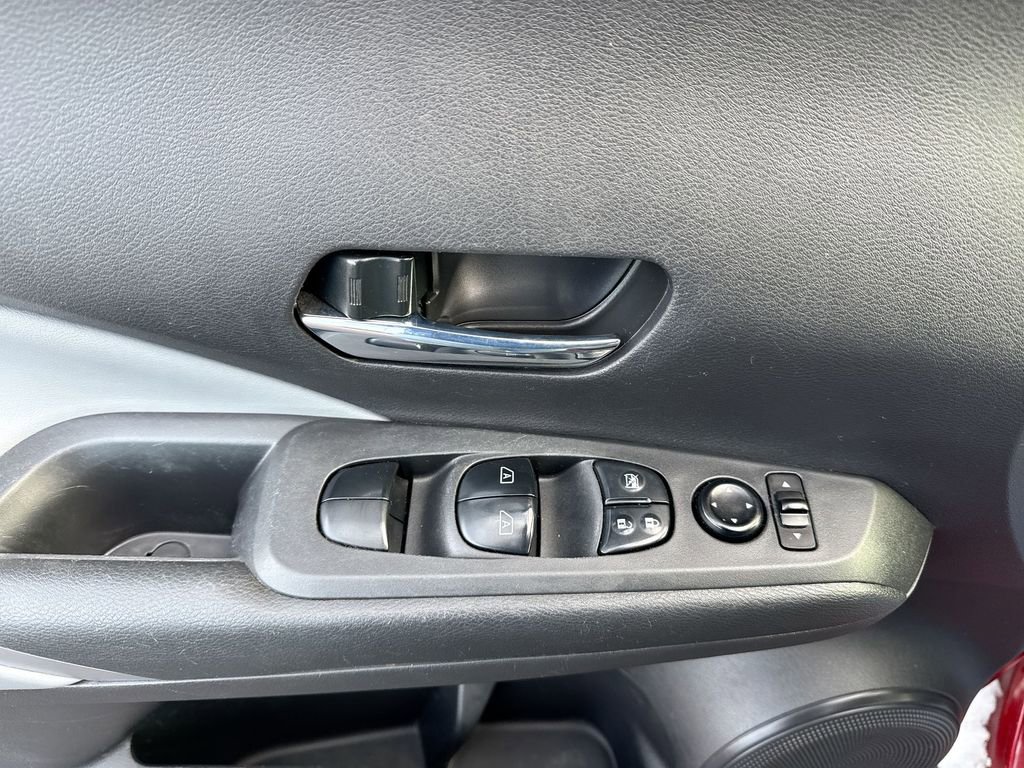 Used 2022 Nissan Kicks SR w/ Premium Package image 24