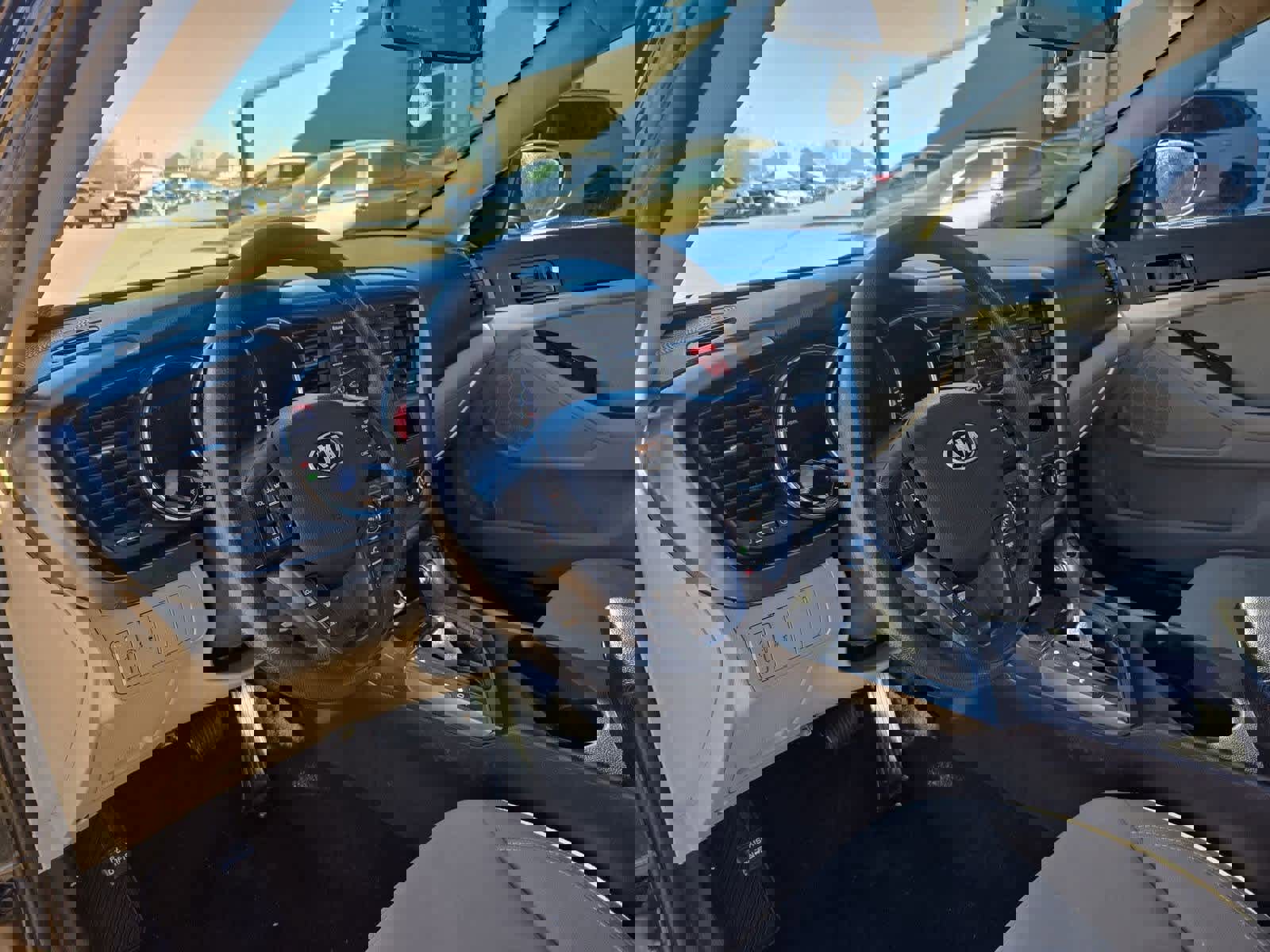 Used 2013 Kia Optima LX image 2