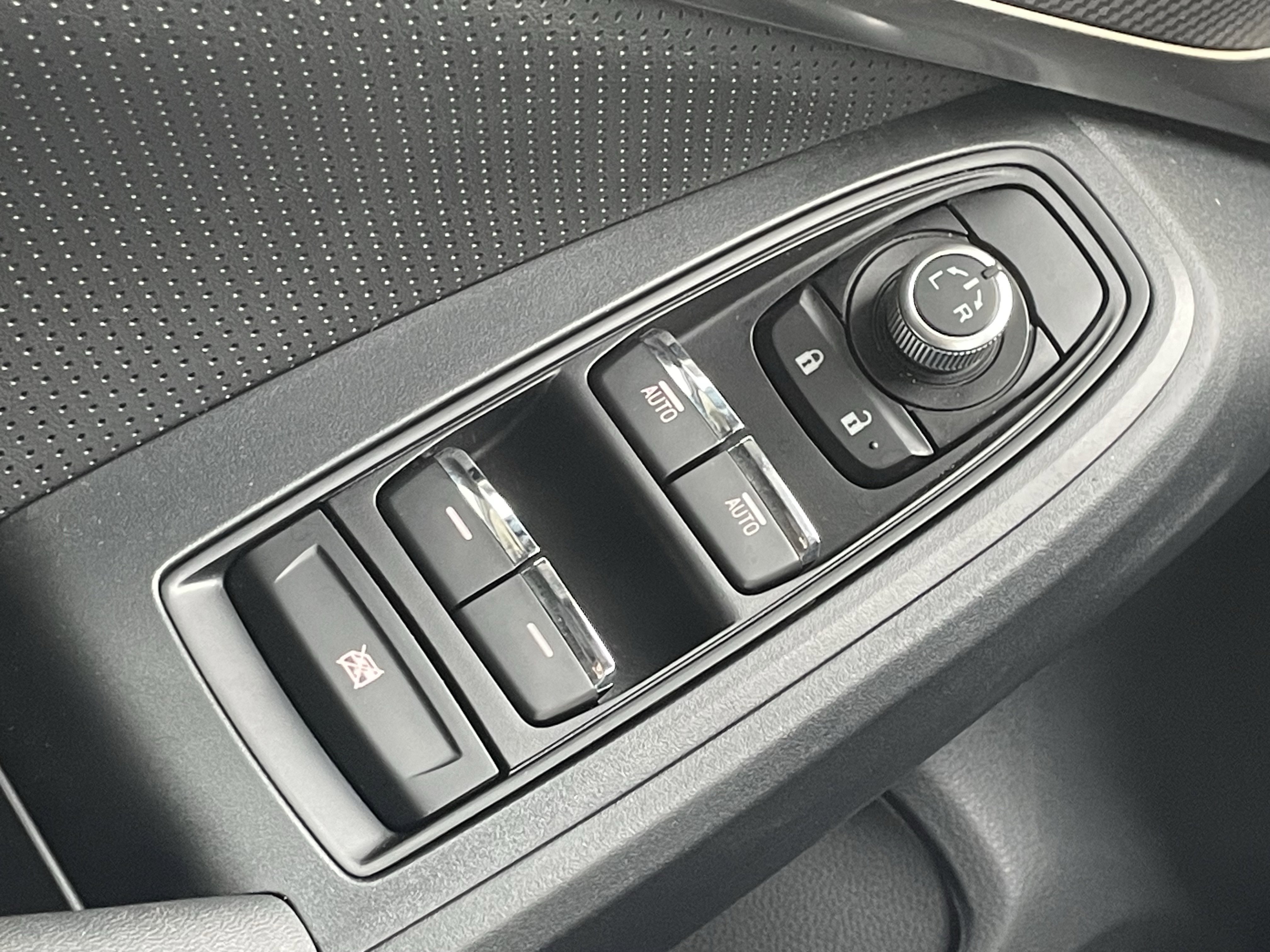 Certified 2023 Subaru Crosstrek 2.5i Limited w/ Moonroof Package image 16