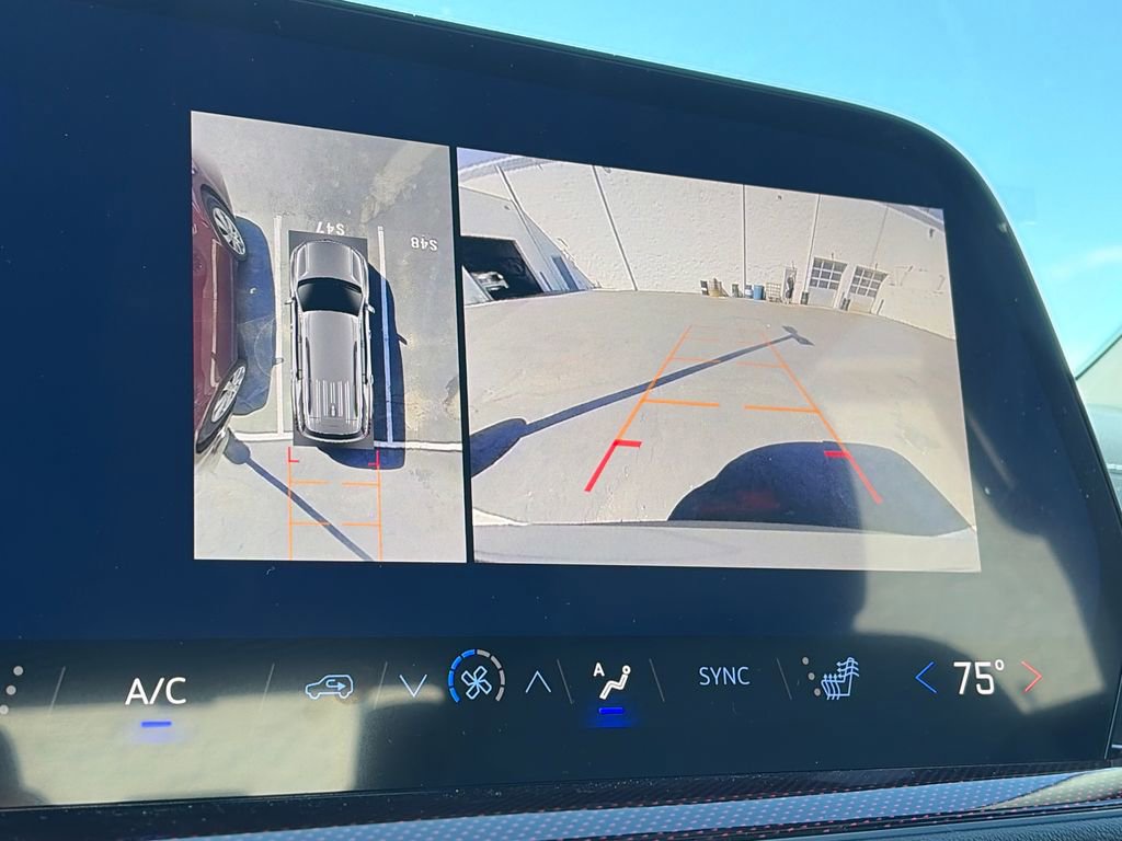 New 2026 Chevrolet Traverse Z71 w/ Enhanced Driving Package AWD/4WD image 22