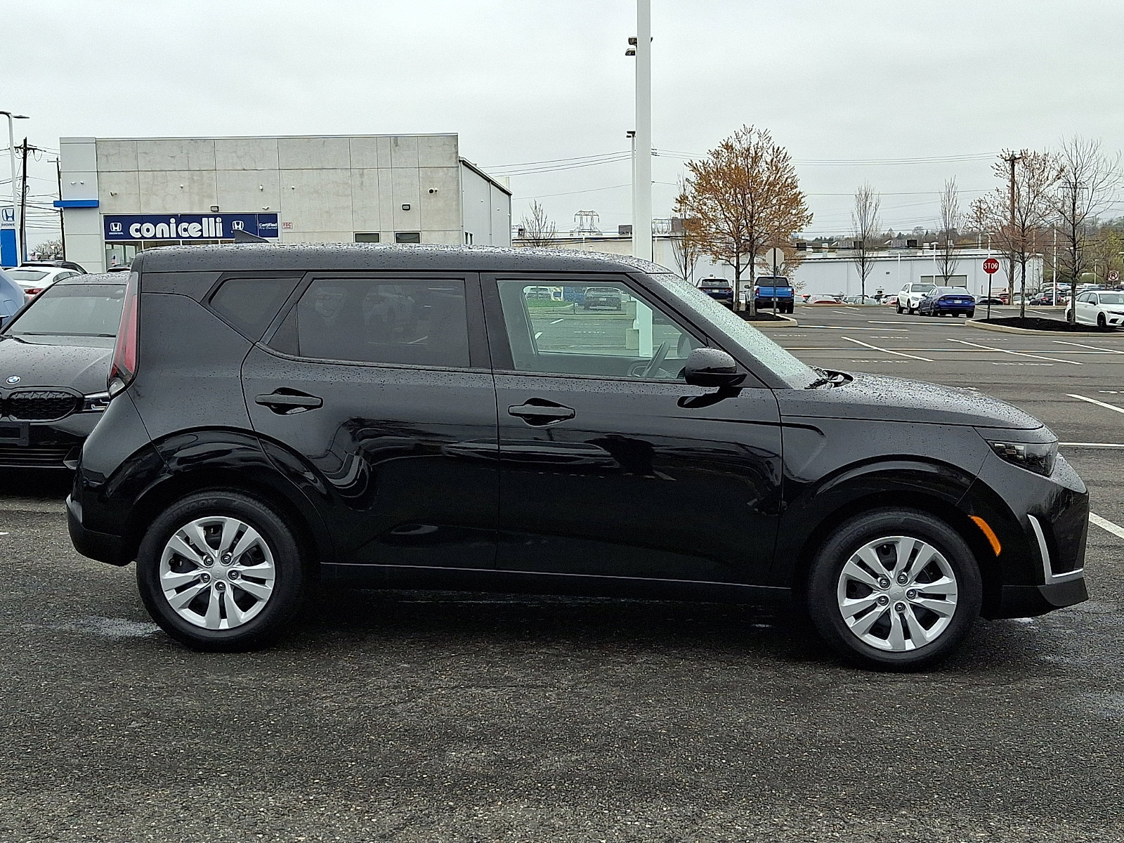 Used 2023 Kia Soul LX FWD image 7