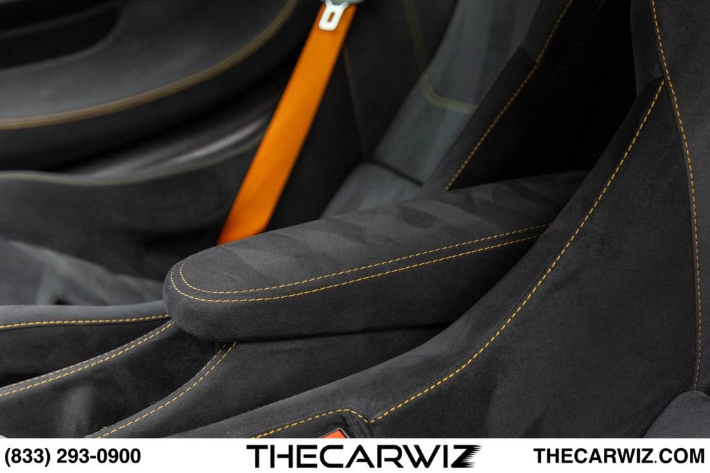 Used 2019 McLaren 600LT RWD image 83