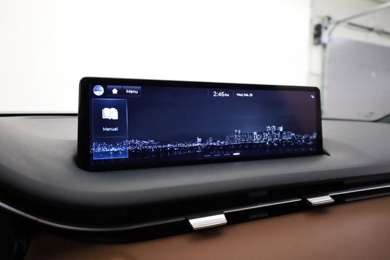 Used 2024 Genesis GV70 2.5T w/ Advanced Package image 18