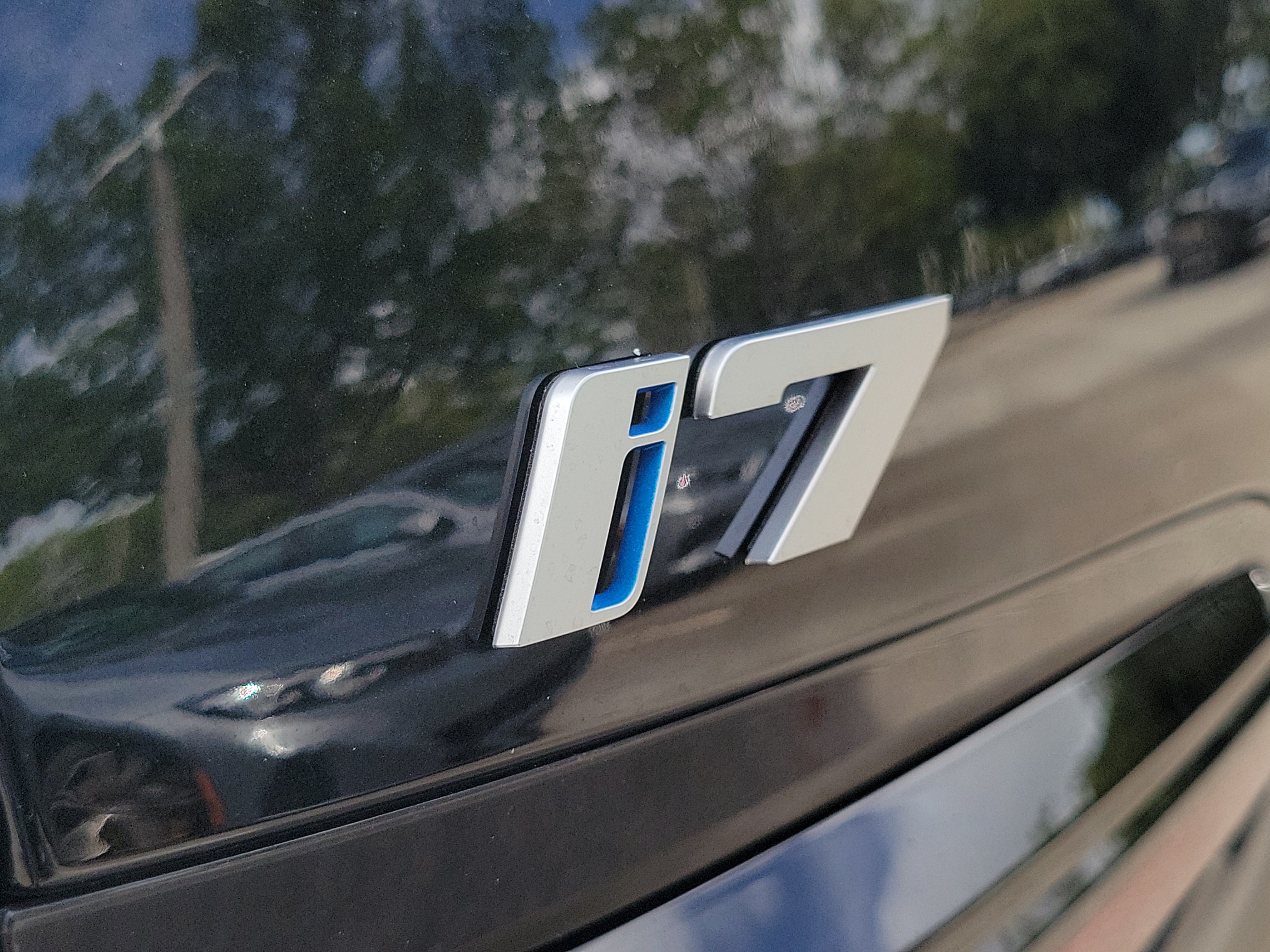 Used 2026 BMW i7 eDrive50 w/ M Sport Package RWD image 7