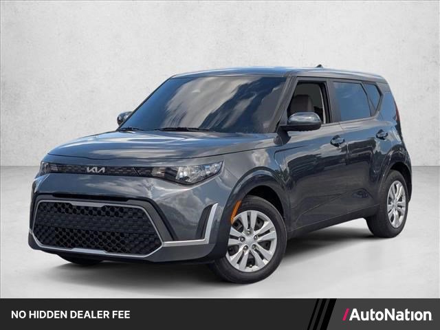 Used 2024 Kia Soul LX FWD image 1