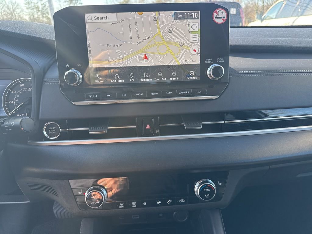 Used 2024 Mitsubishi Outlander SE image 17