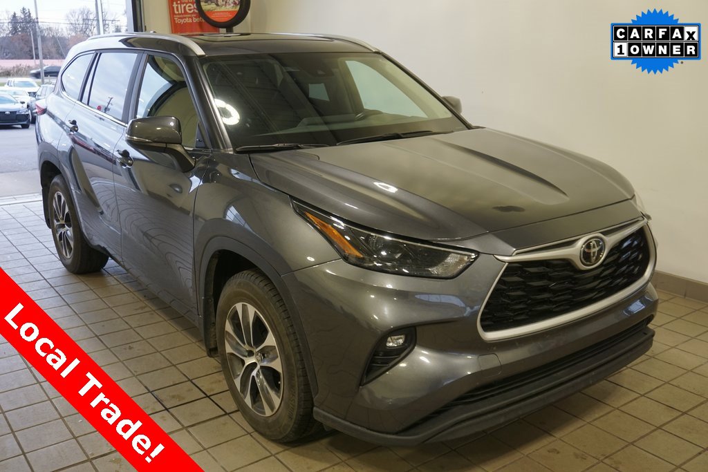 Used 2023 Toyota Highlander XLE