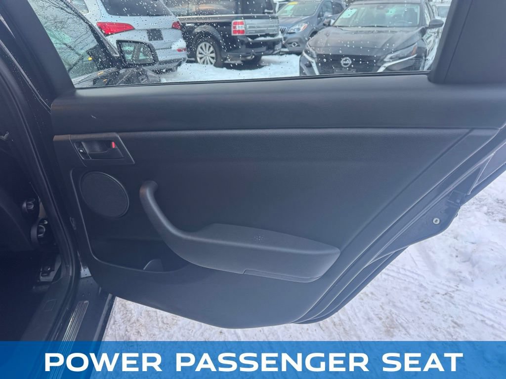 Used 2011 Chevrolet Caprice RWD image 21