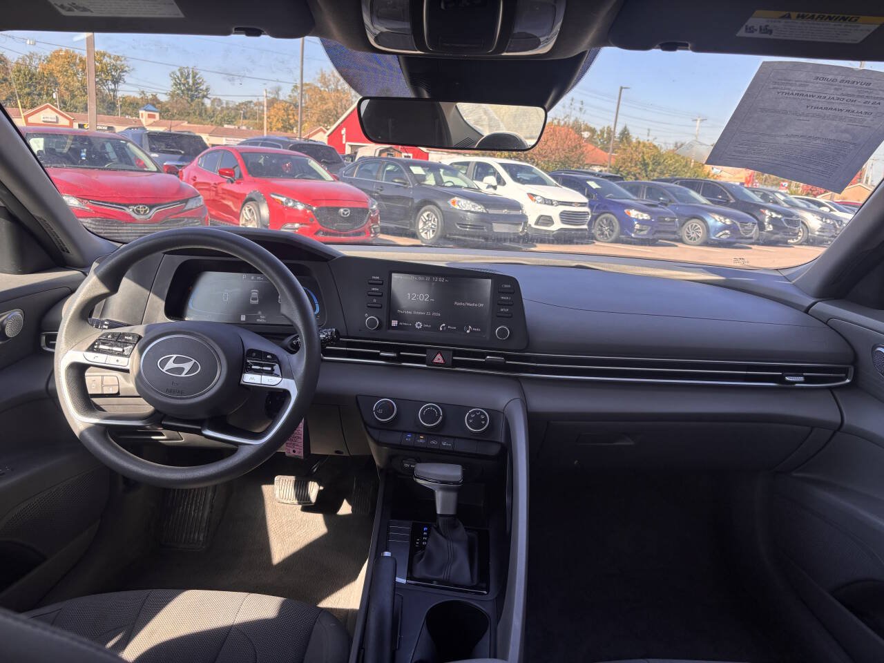 Used 2025 Hyundai Elantra SE FWD image 29