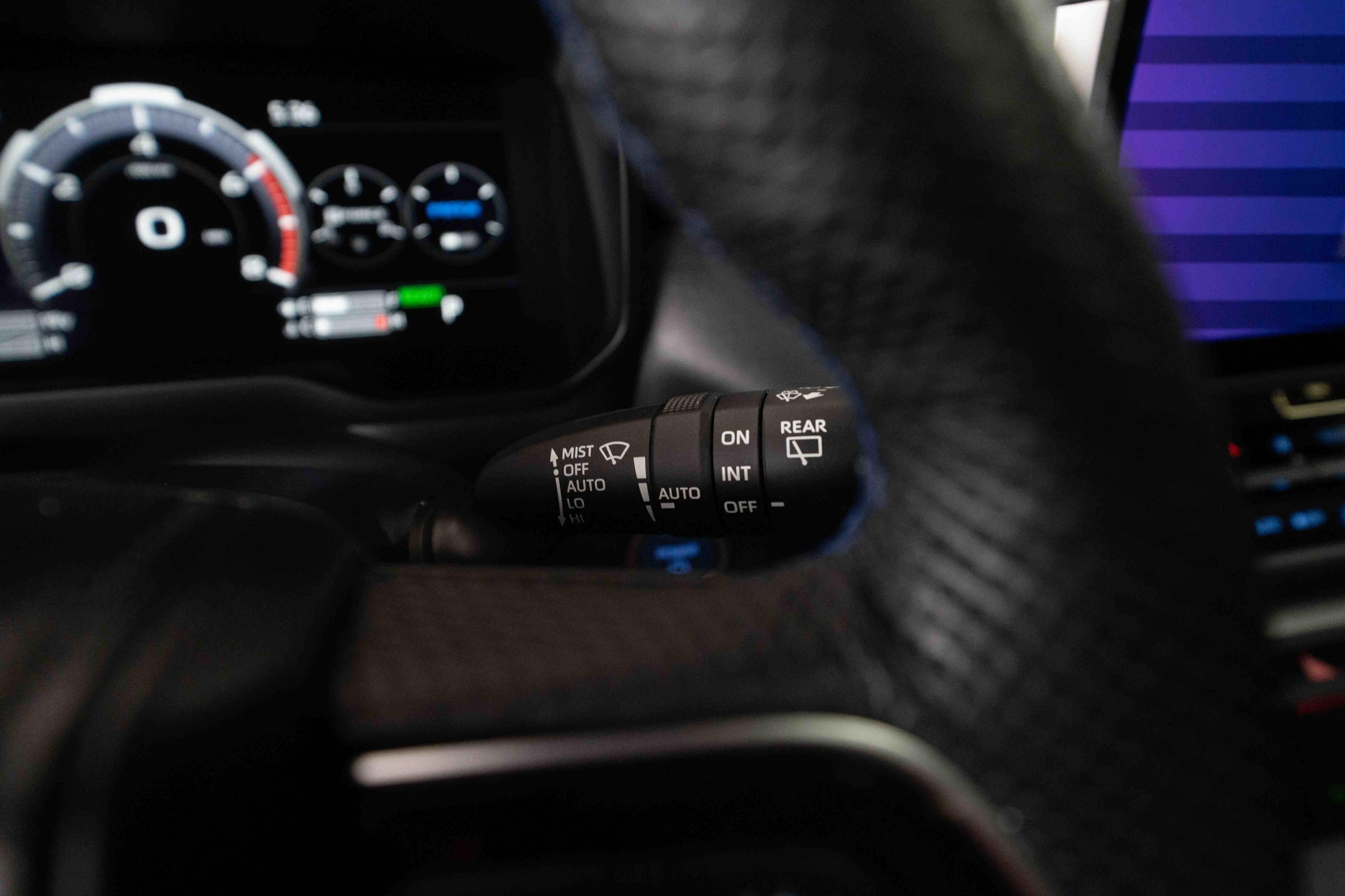 Used 2024 Toyota Sequoia Platinum AWD/4WD image 14