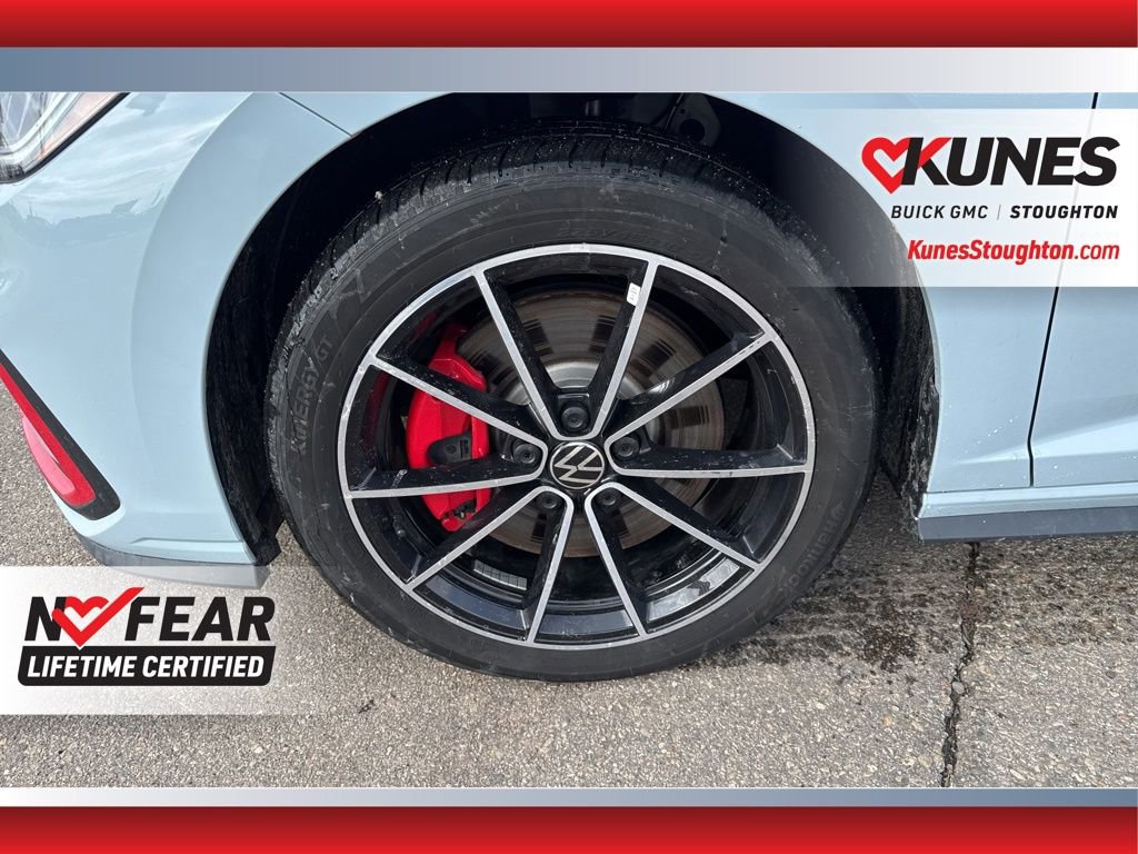 Used 2025 Volkswagen Jetta GLI Autobahn image 16