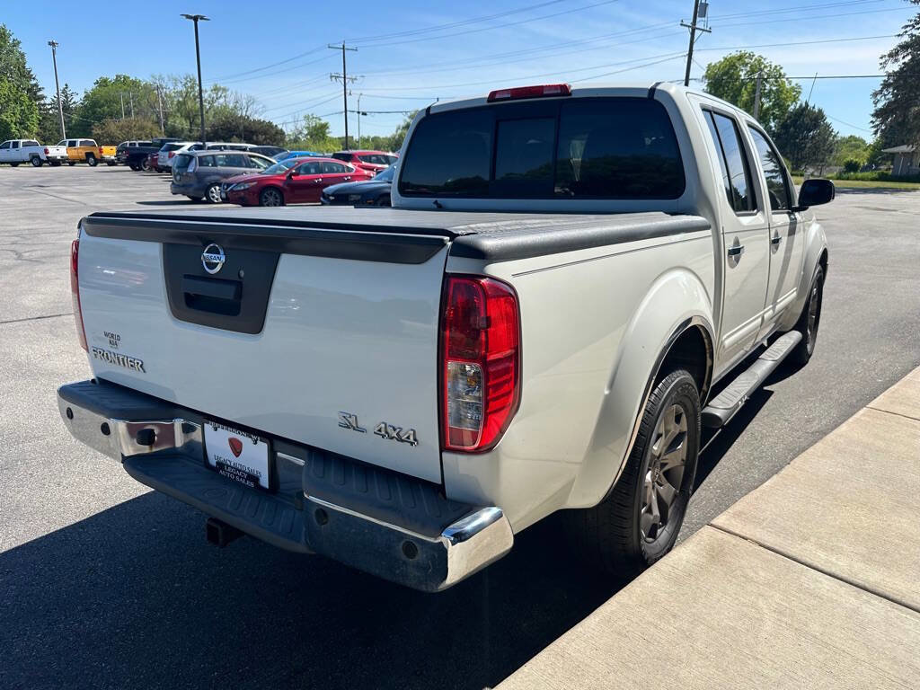Used 2014 Nissan Frontier SL AWD/4WD image 5