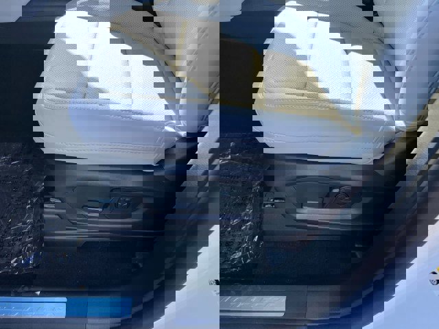 New 2026 Ford Explorer Platinum w/ LUX Leather Package image 15