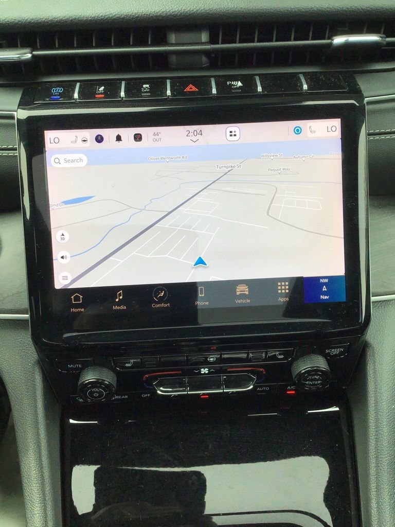 Used 2024 Jeep Grand Cherokee Limited 4xe image 13