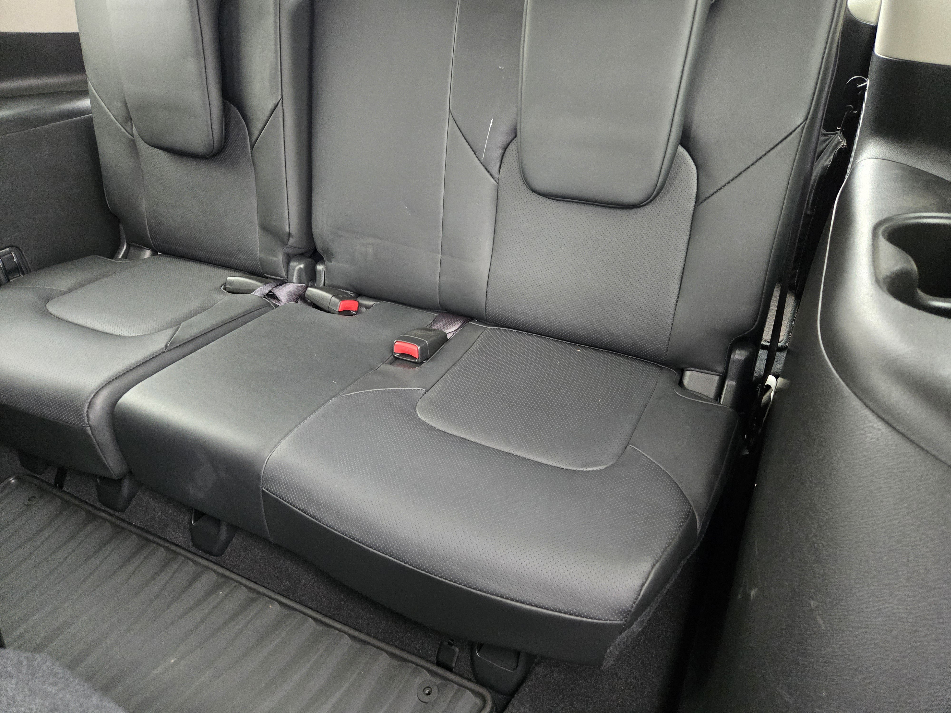 Used 2019 INFINITI QX80 Luxe w/ Proassist Package image 32