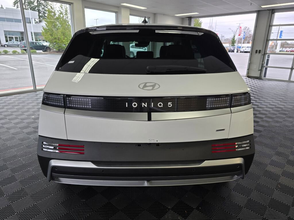New 2026 Hyundai Ioniq 5 SEL image 5