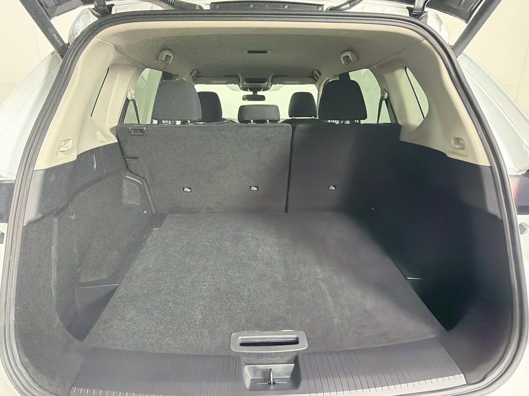 Used 2025 Nissan Rogue SV AWD/4WD image 27