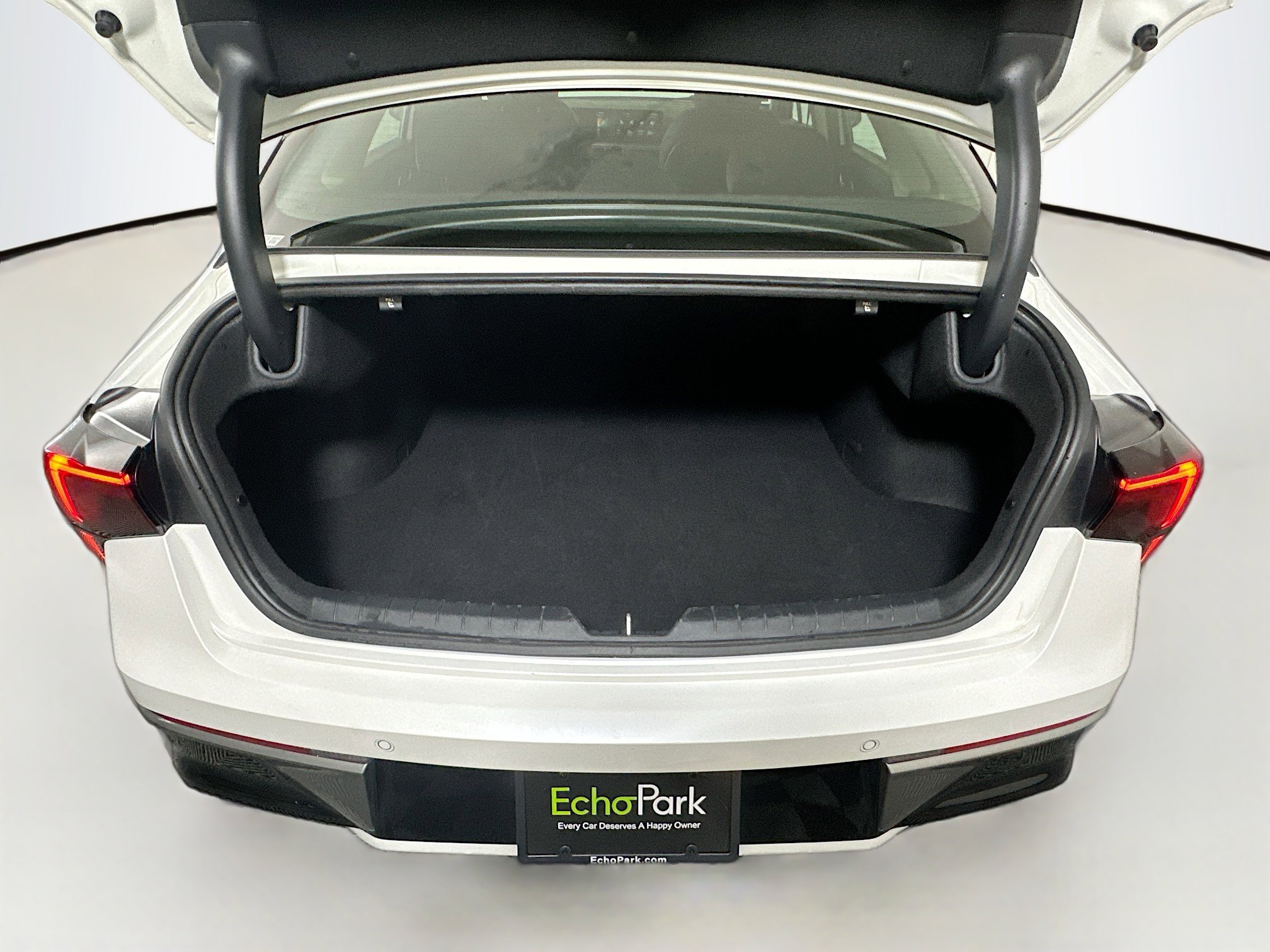 Used 2025 Kia K5 LXS image 29