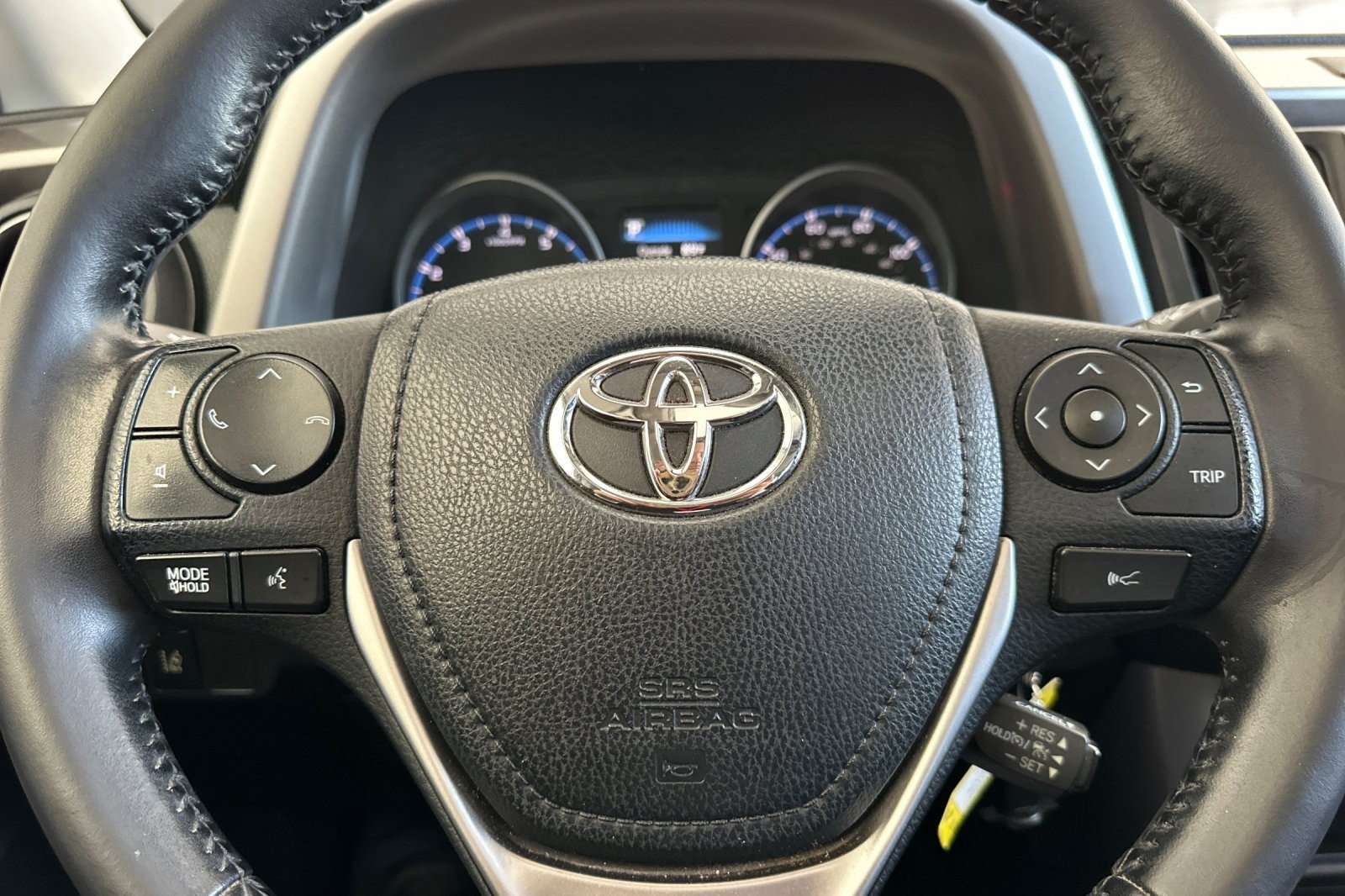 Certified 2017 Toyota RAV4 XLE w/ Carpet Mat Package FWD image 21