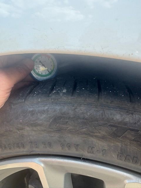 Used 2021 Chevrolet Camaro LT w/ RS Package RWD image 7