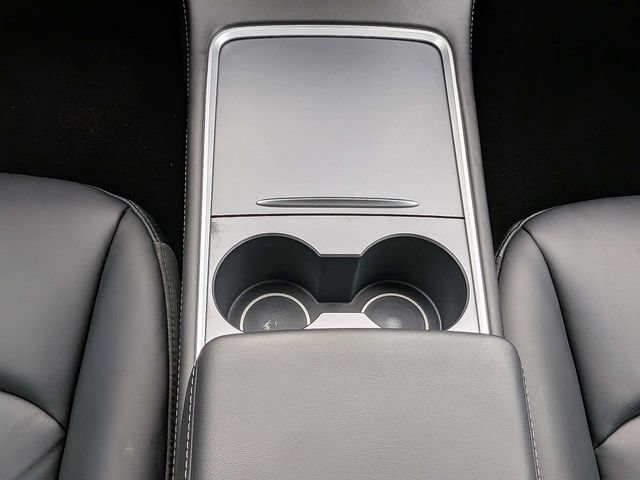 Used 2024 Tesla Model Y Long Range AWD/4WD image 20