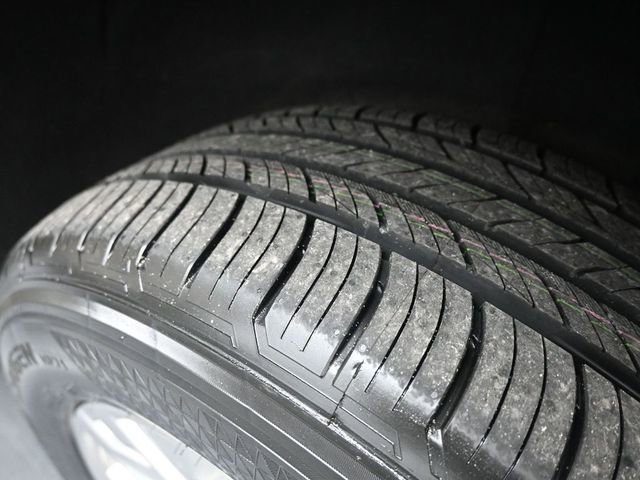 Used 2023 GMC Yukon Denali image 12