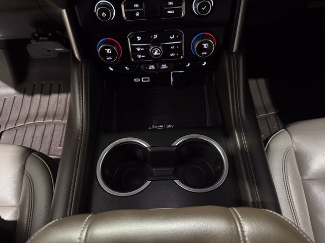 Used 2021 Chevrolet Suburban Z71 AWD/4WD image 15