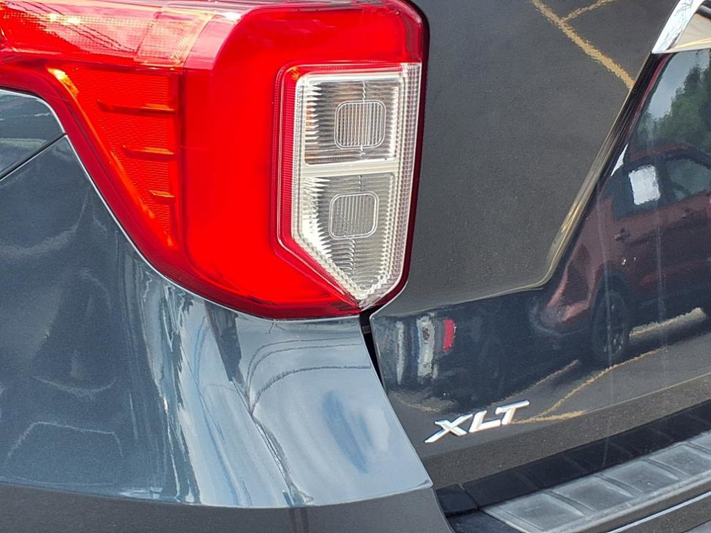 Certified 2023 Ford Explorer XLT w/ Equipment Group 202A image 25