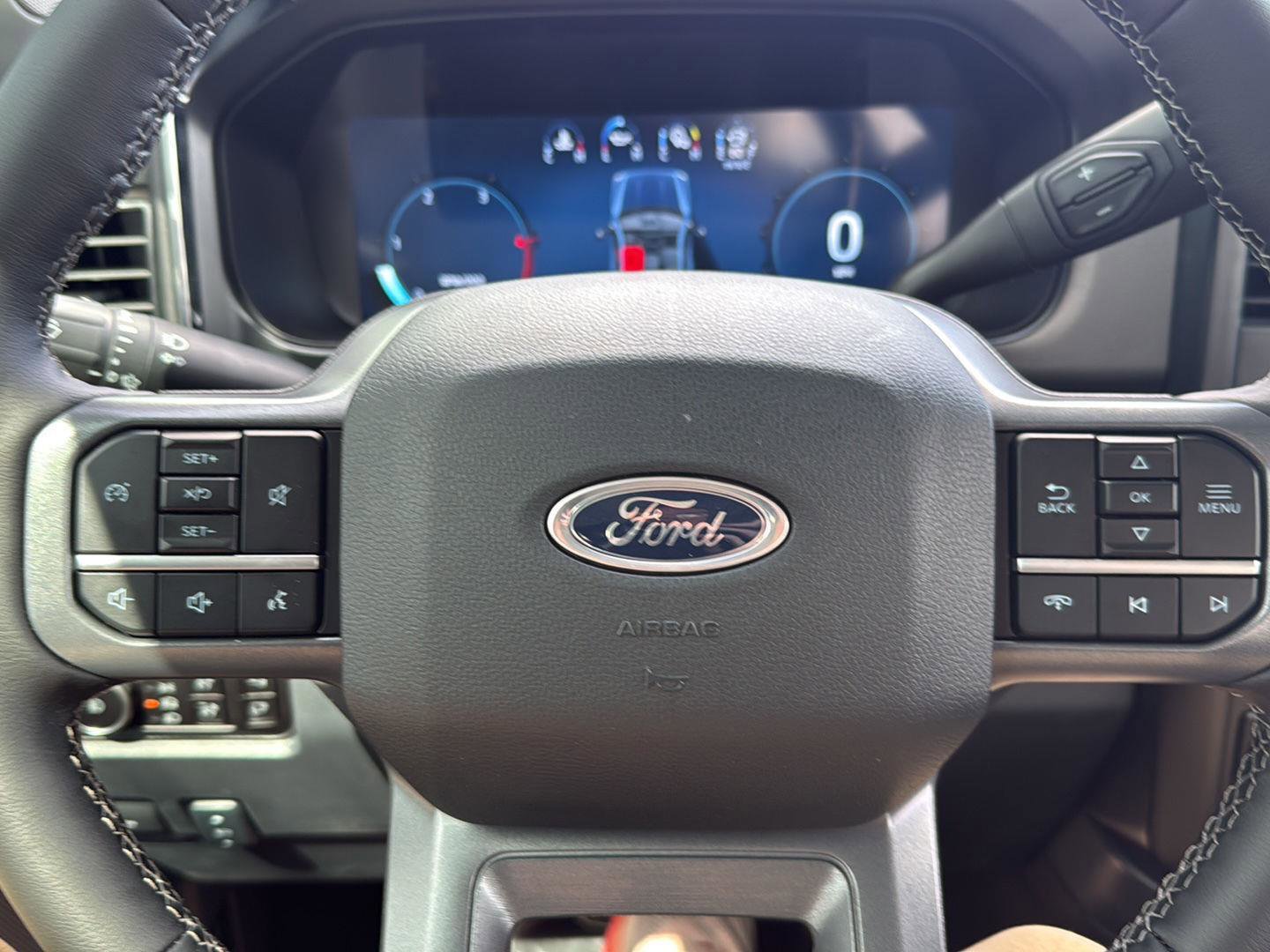New 2026 Ford F250 Lariat w/ FX4 Off-Road Package image 19