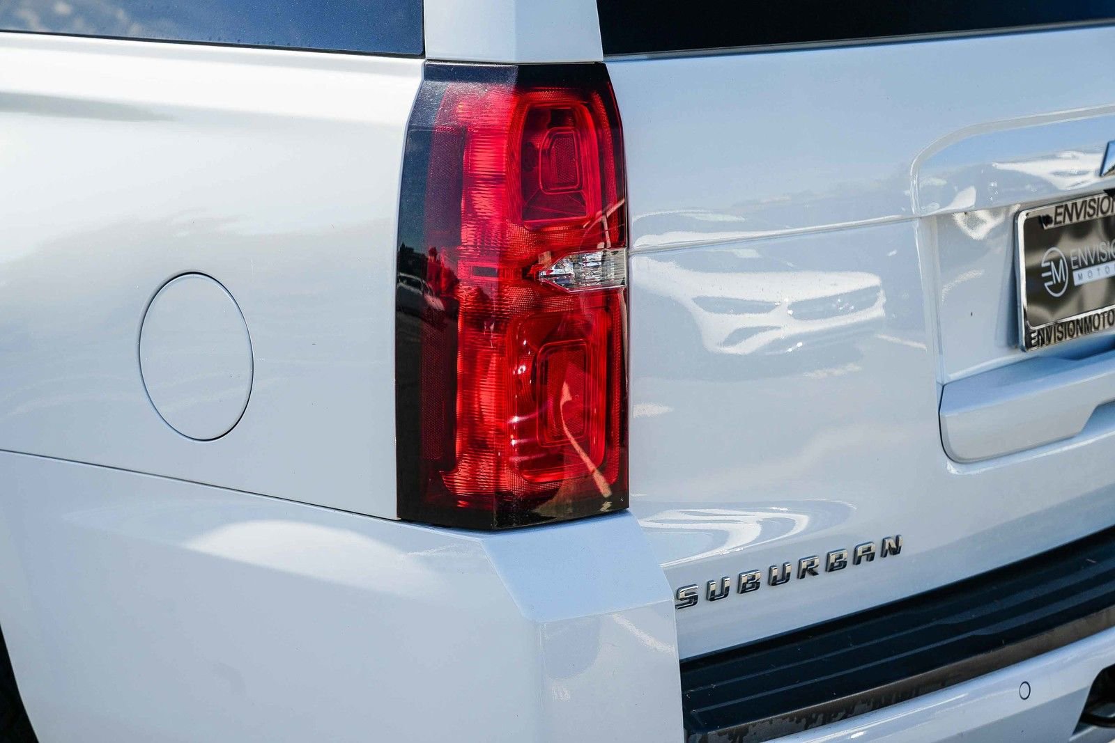 Used 2020 Chevrolet Suburban LT image 11