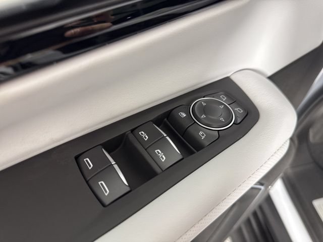 New 2026 Chevrolet Tahoe Premier w/ Sun And Tow Package AWD/4WD image 35