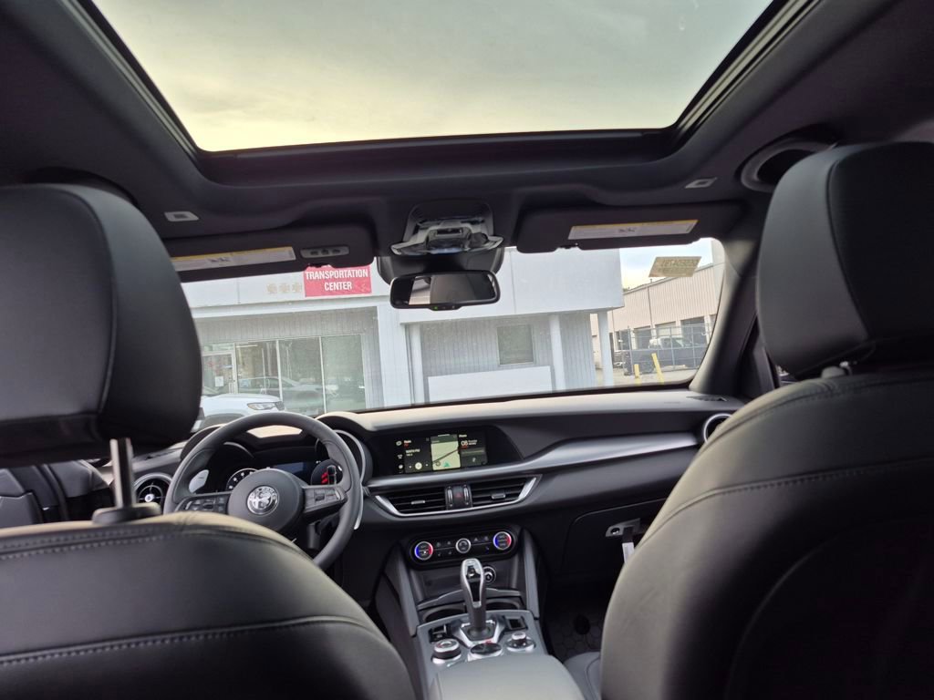 New 2025 Alfa Romeo Stelvio Sprint w/ Veloce Package image 9