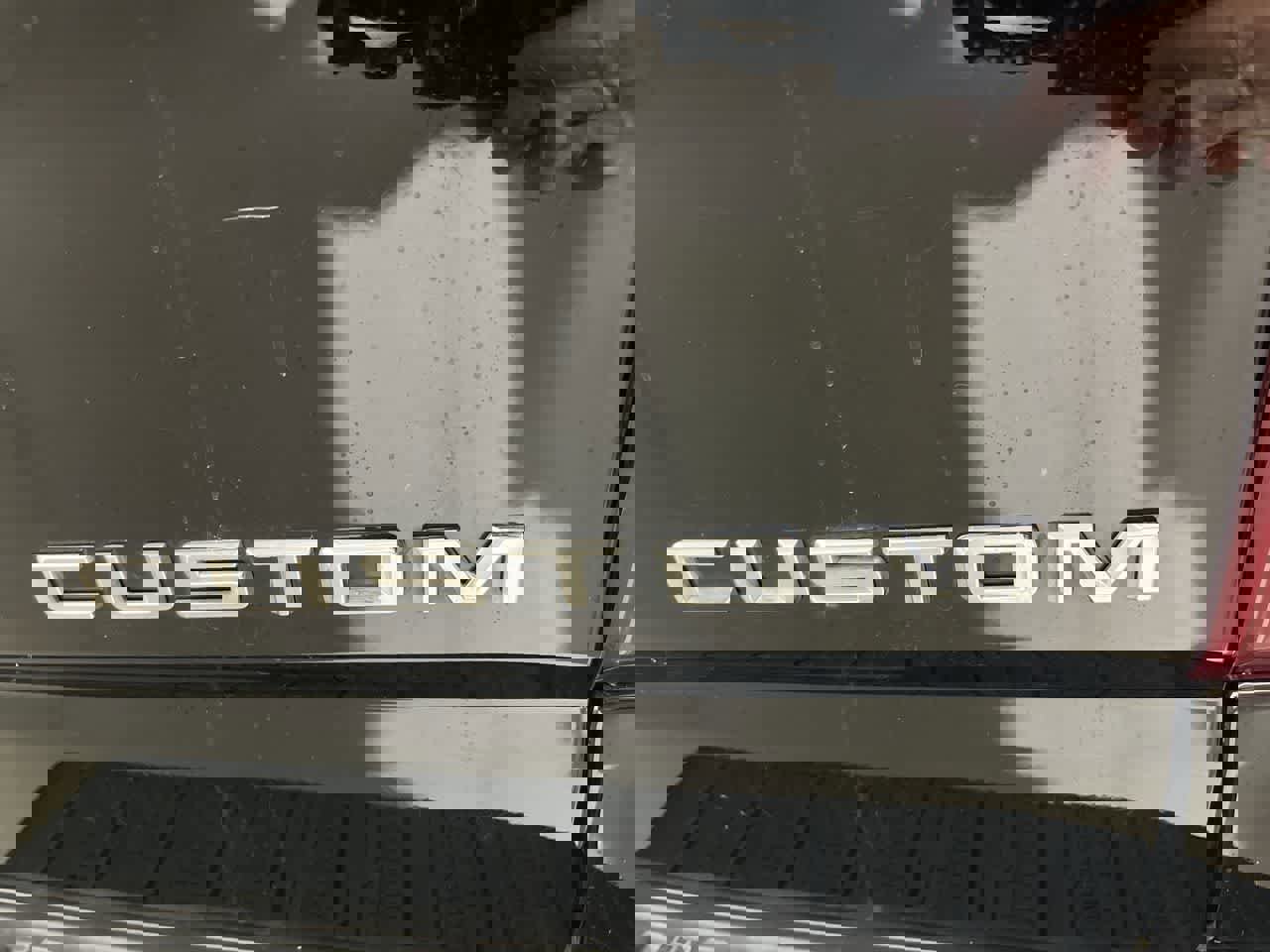 Used 2023 Chevrolet Silverado 2500 Custom w/ Custom Value Package image 11