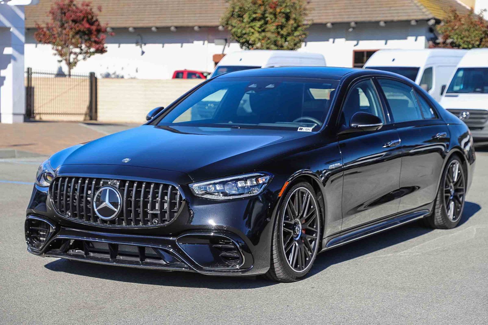 Used 2025 Mercedes-Benz S 63 AMG S image 3