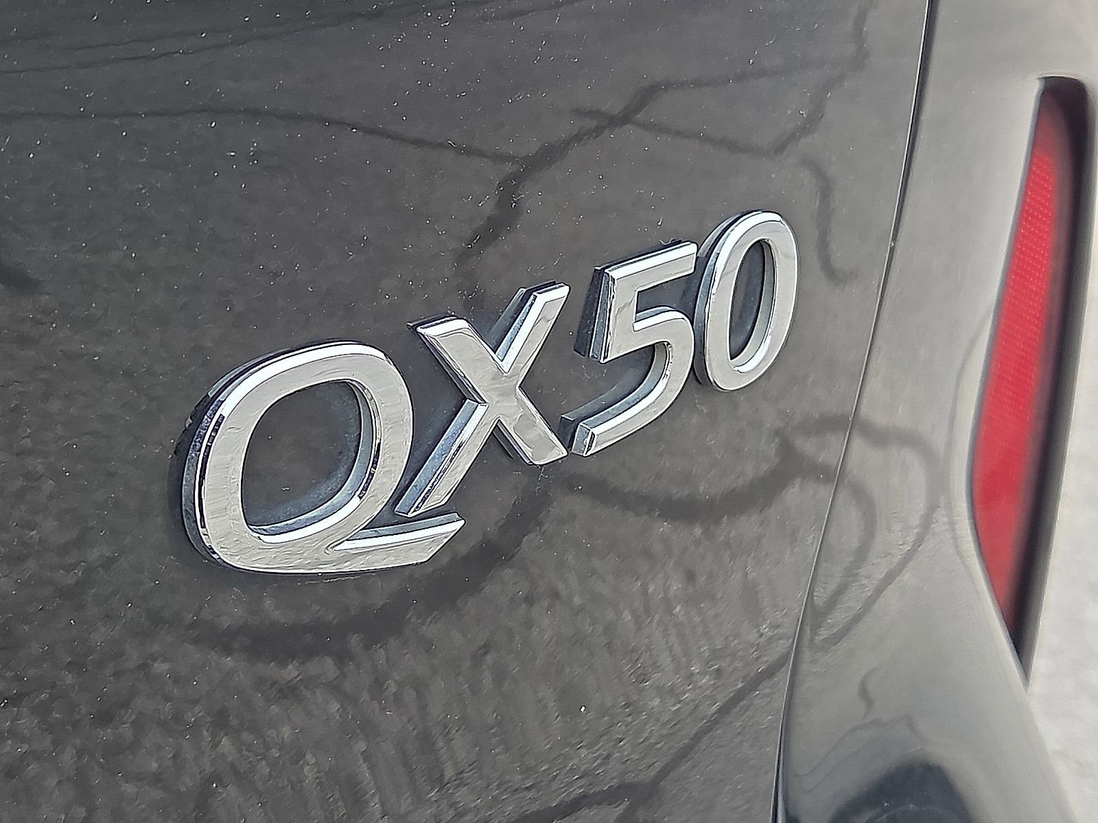 Used 2021 INFINITI QX50 Sensory FWD image 8