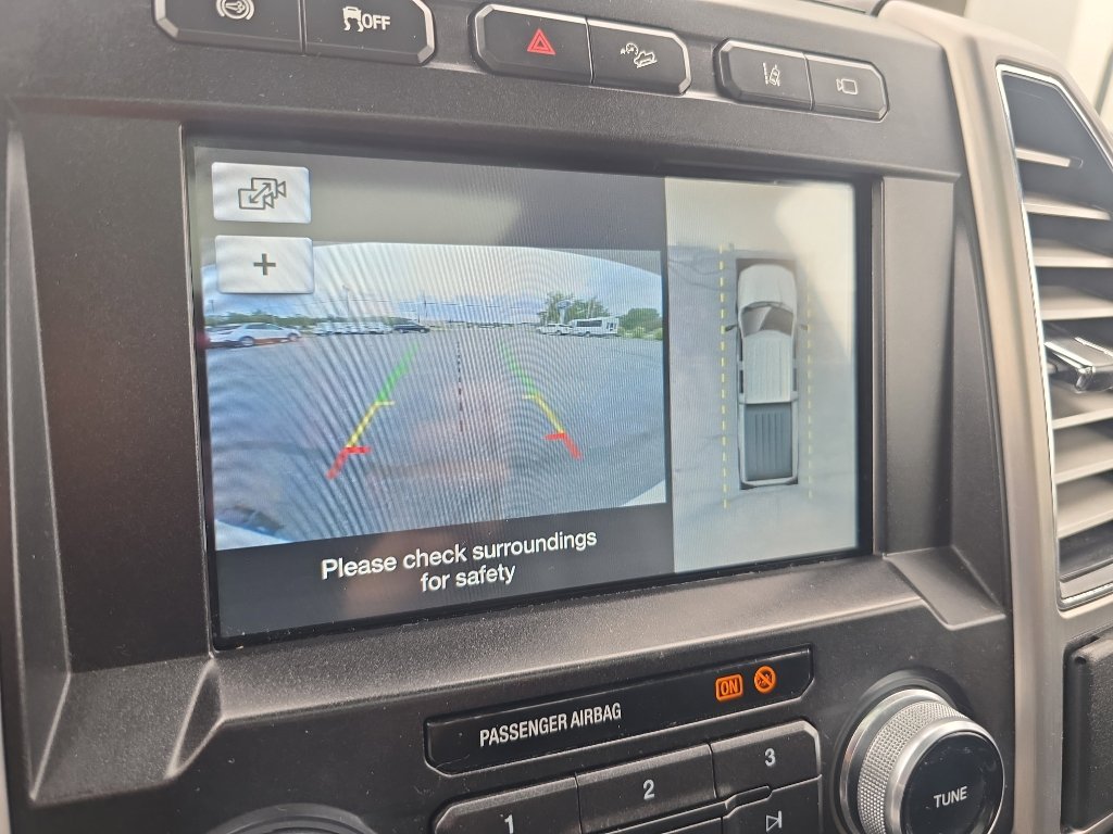 Used 2018 Ford F250 Platinum w/ Platinum Ultimate Package AWD/4WD image 35