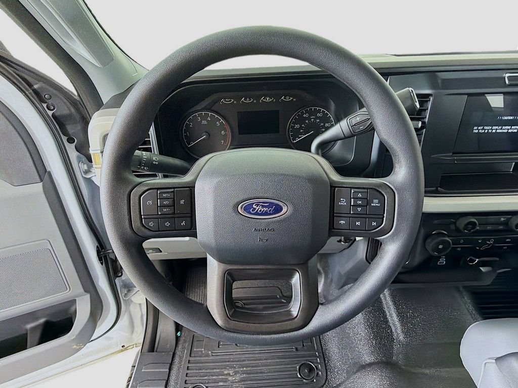 New 2026 Ford F250 XL w/ XL Chrome Package AWD/4WD image 29