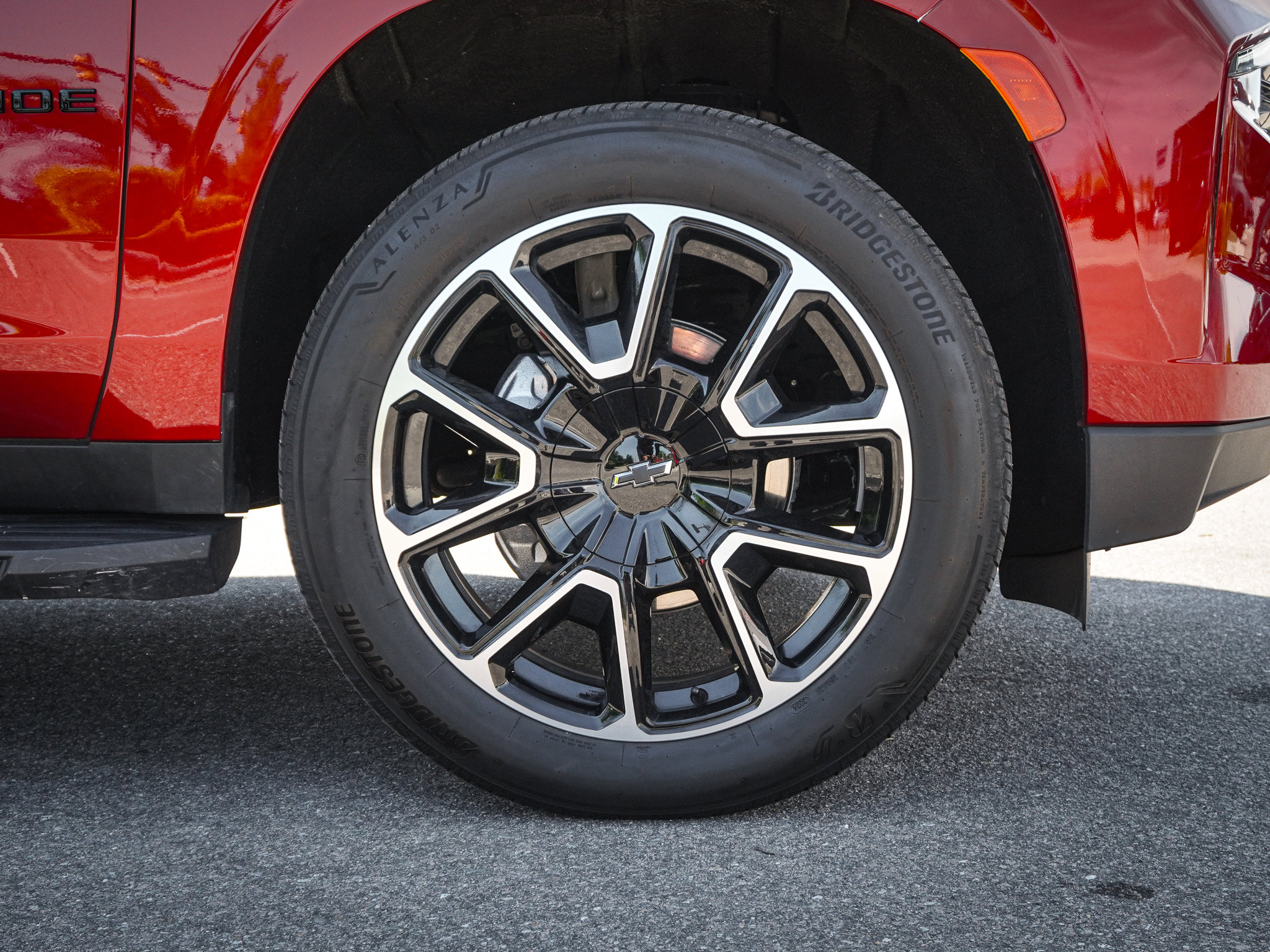 Used 2024 Chevrolet Tahoe RST w/ Luxury Package image 14