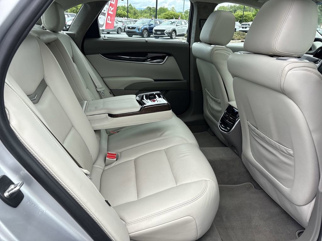 Used 2016 Cadillac XTS Platinum FWD image 29