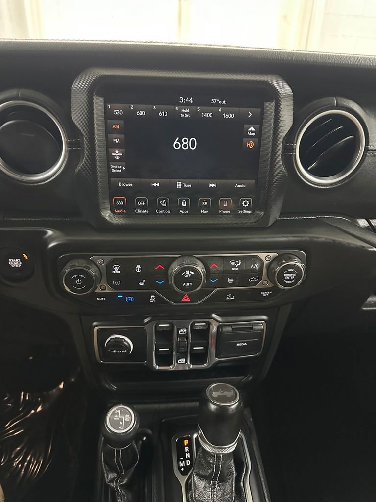 Used 2023 Jeep Wrangler Unlimited Sahara w/ Cold Weather Group image 20