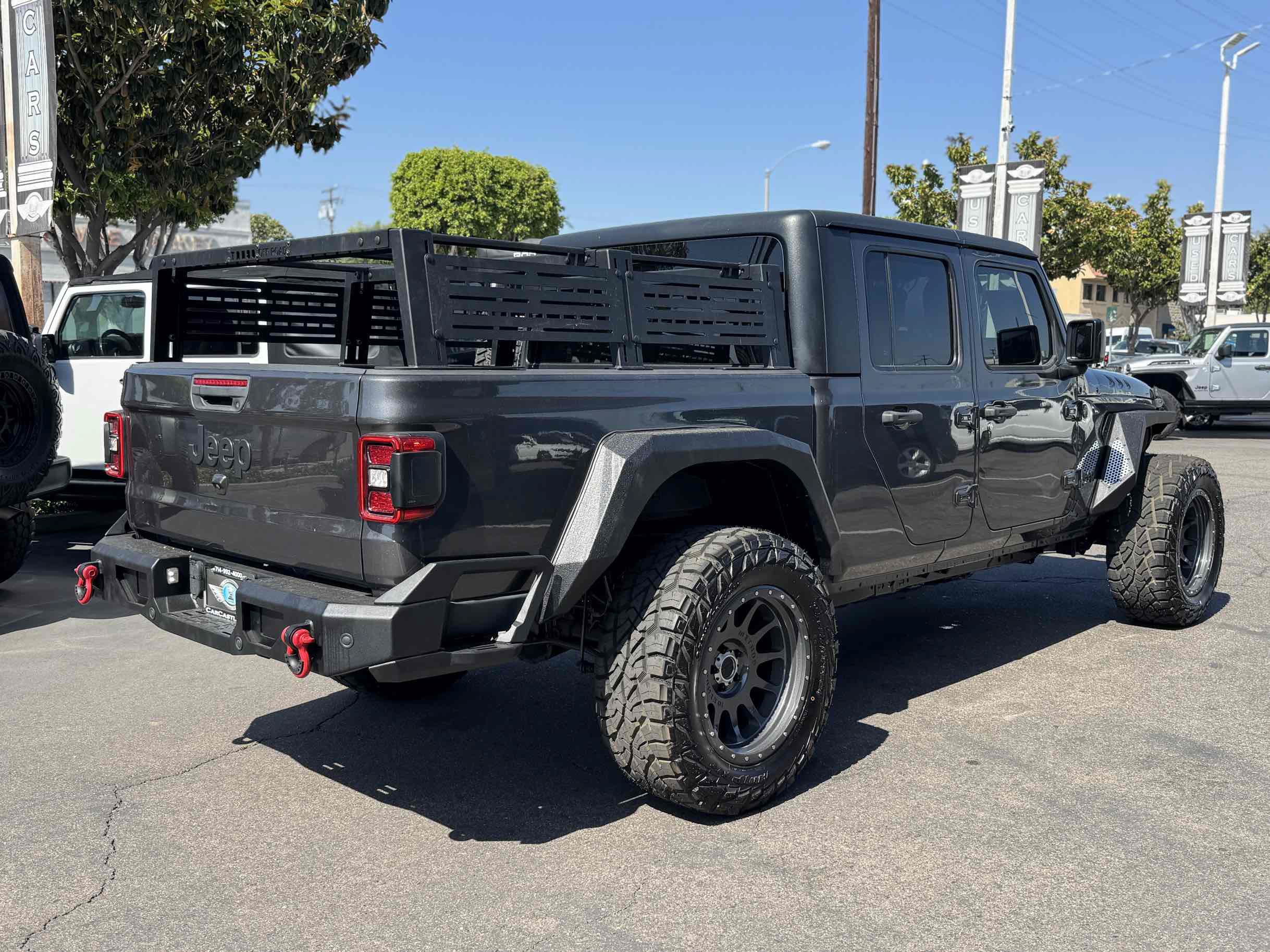 Used 2024 Jeep Gladiator Sport AWD/4WD image 4